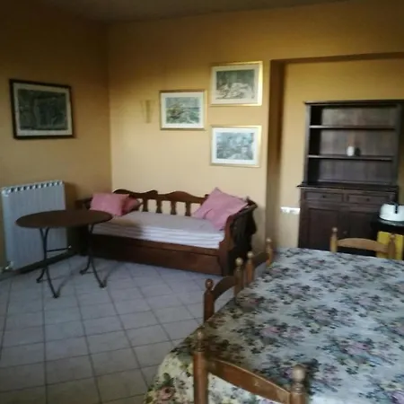 Il Grappolo E La Rosa Agriturismo In Montefalco