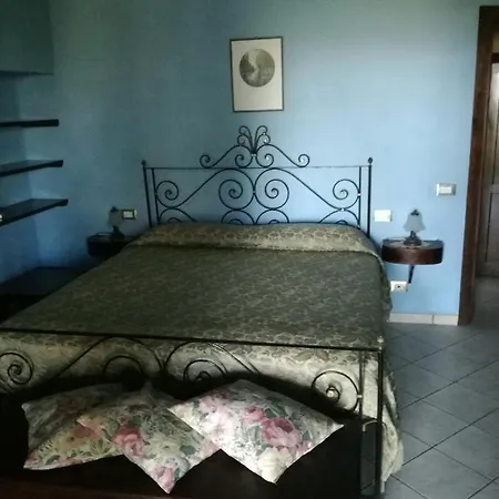Il Grappolo E La Rosa Agriturismo In Montefalco *