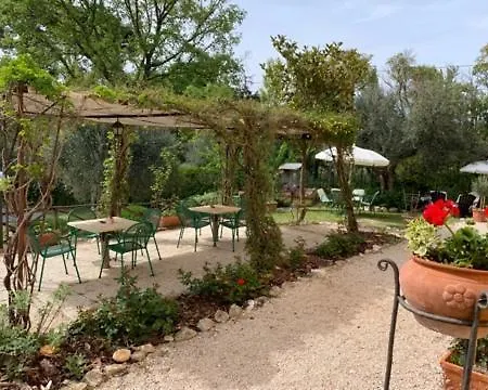 Apartamento Il Grappolo E La Rosa Agriturismo In Montefalco *